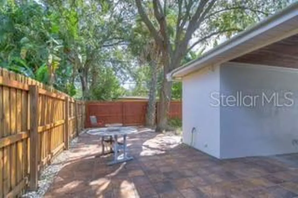 113 W Davis Boulevard Tampa FL 33606