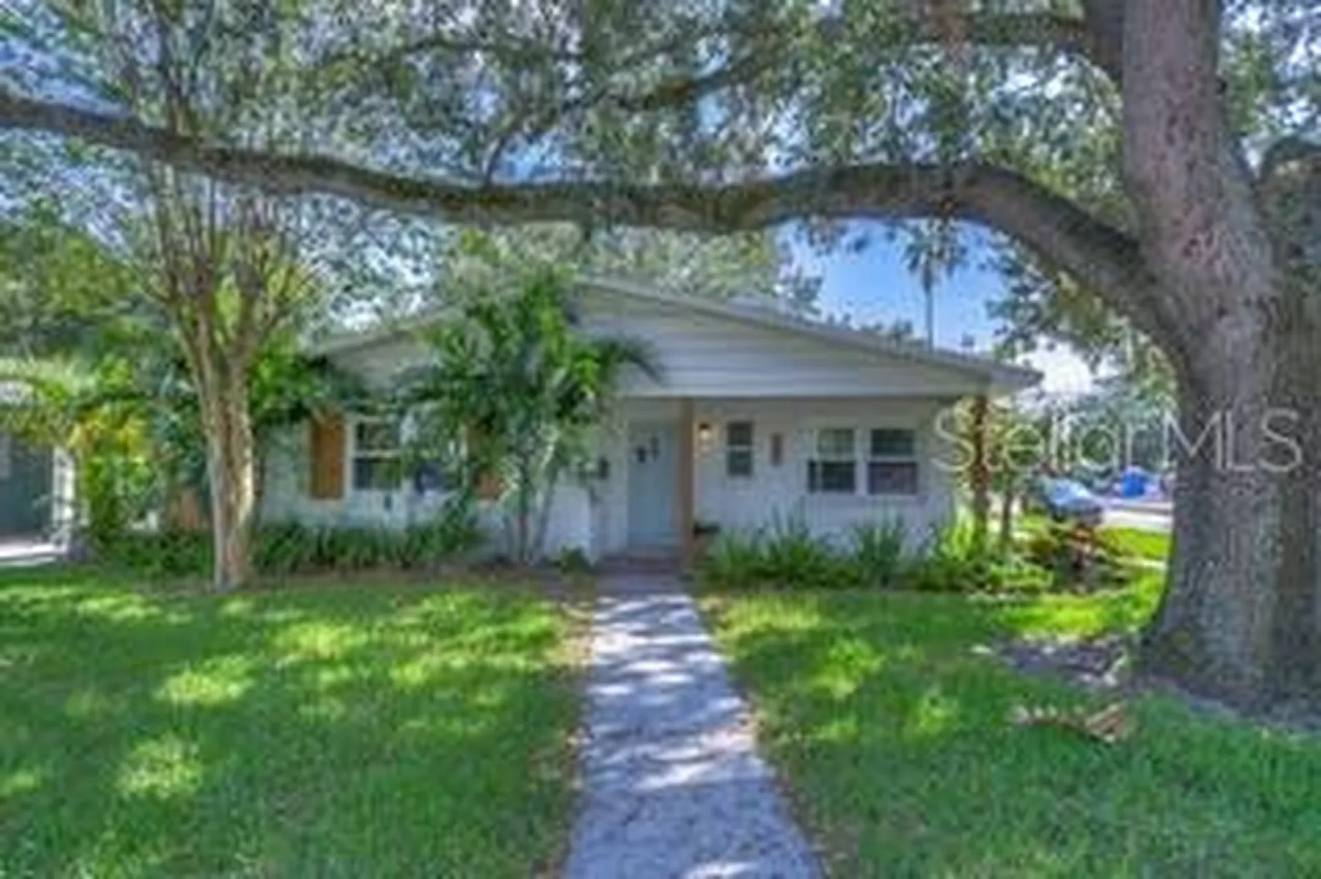 113 W Davis Boulevard Tampa FL 33606