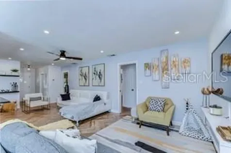 113 W Davis Boulevard Tampa FL 33606