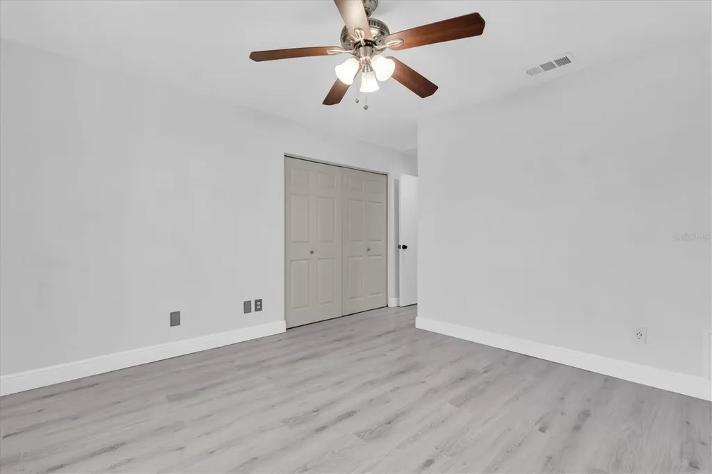 6832 Swain Avenue Tampa FL 33625