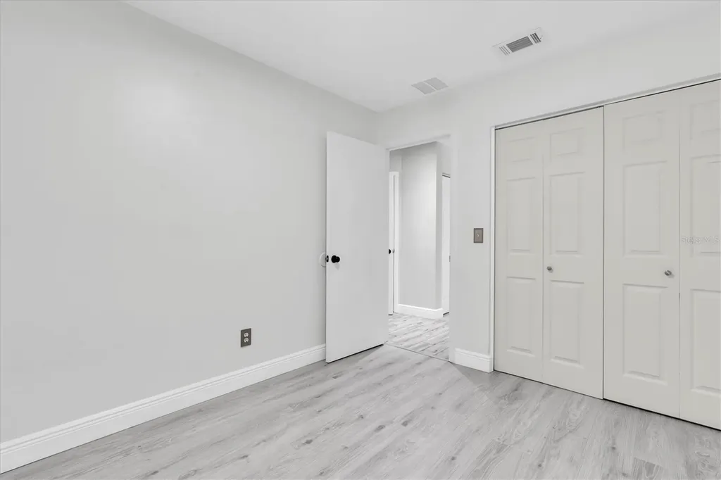 6832 Swain Avenue Tampa FL 33625