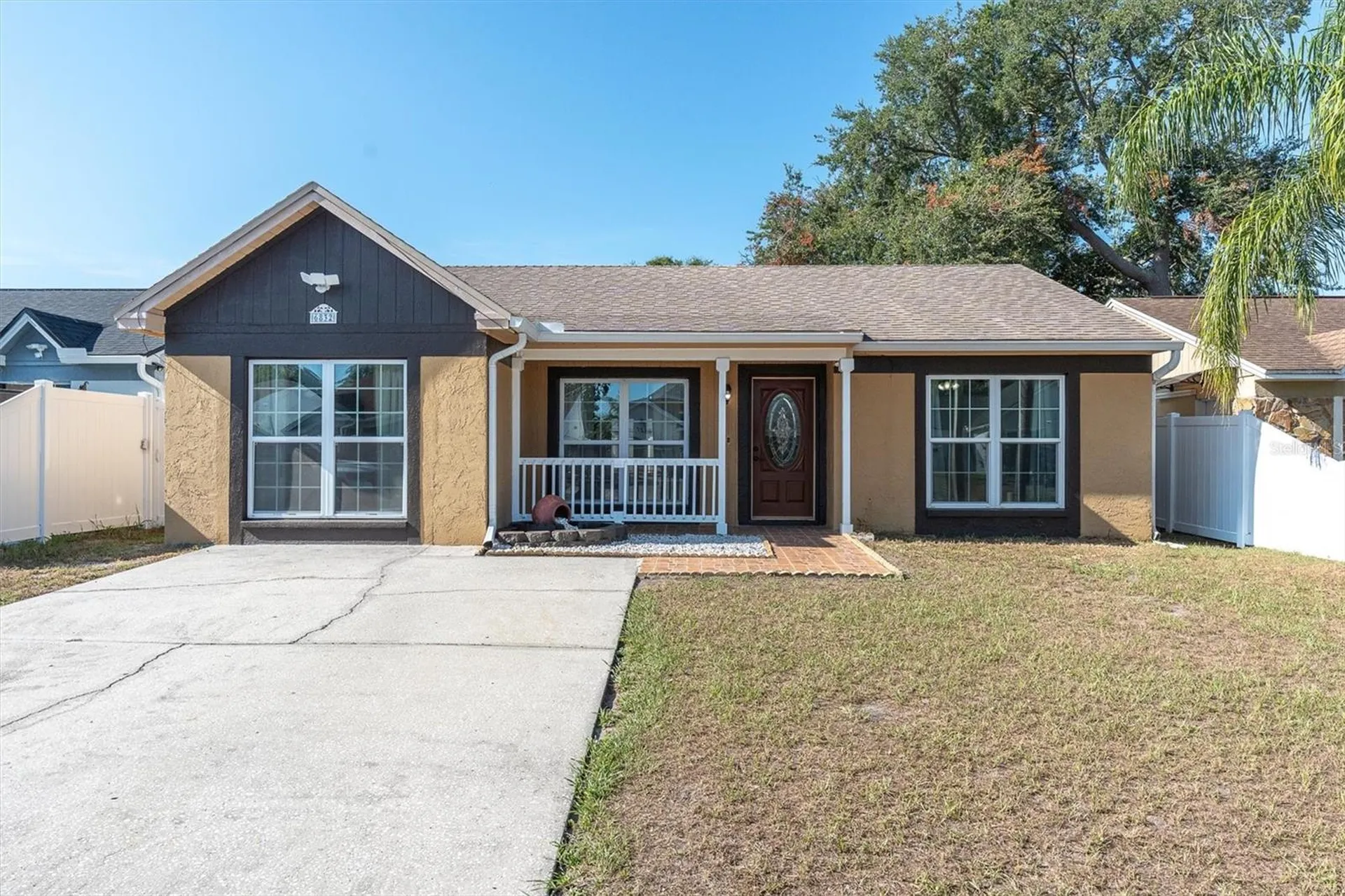 6832 Swain Avenue Tampa FL 33625