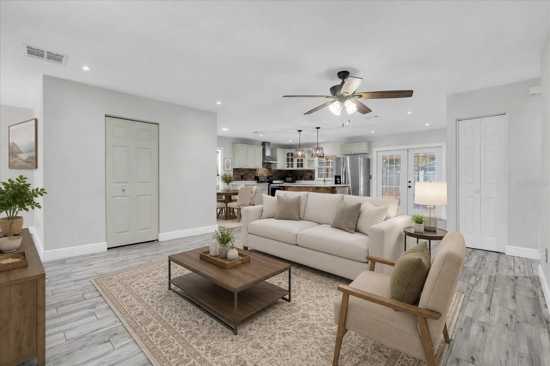 6832 Swain Avenue Tampa FL 33625