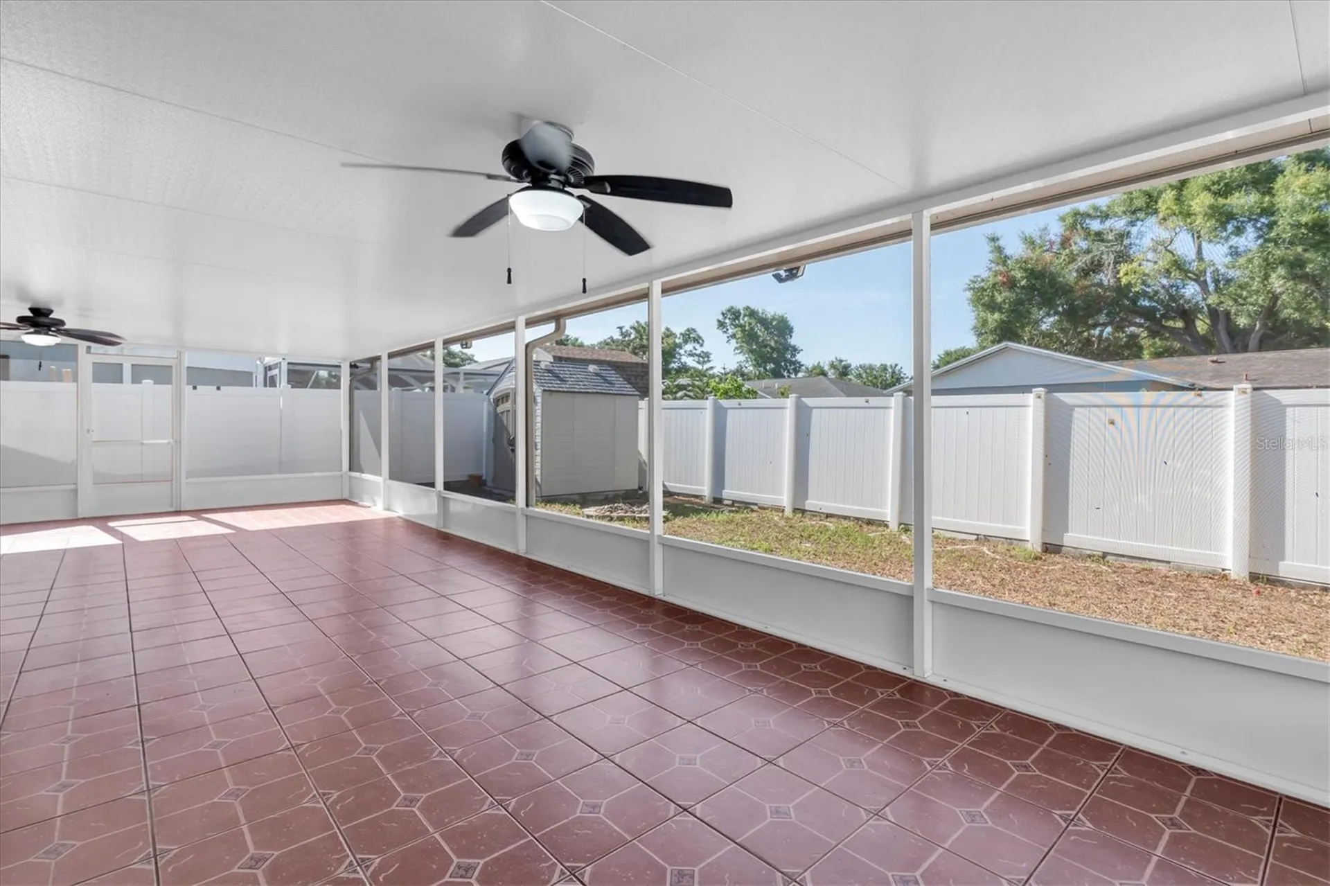6832 Swain Avenue Tampa FL 33625