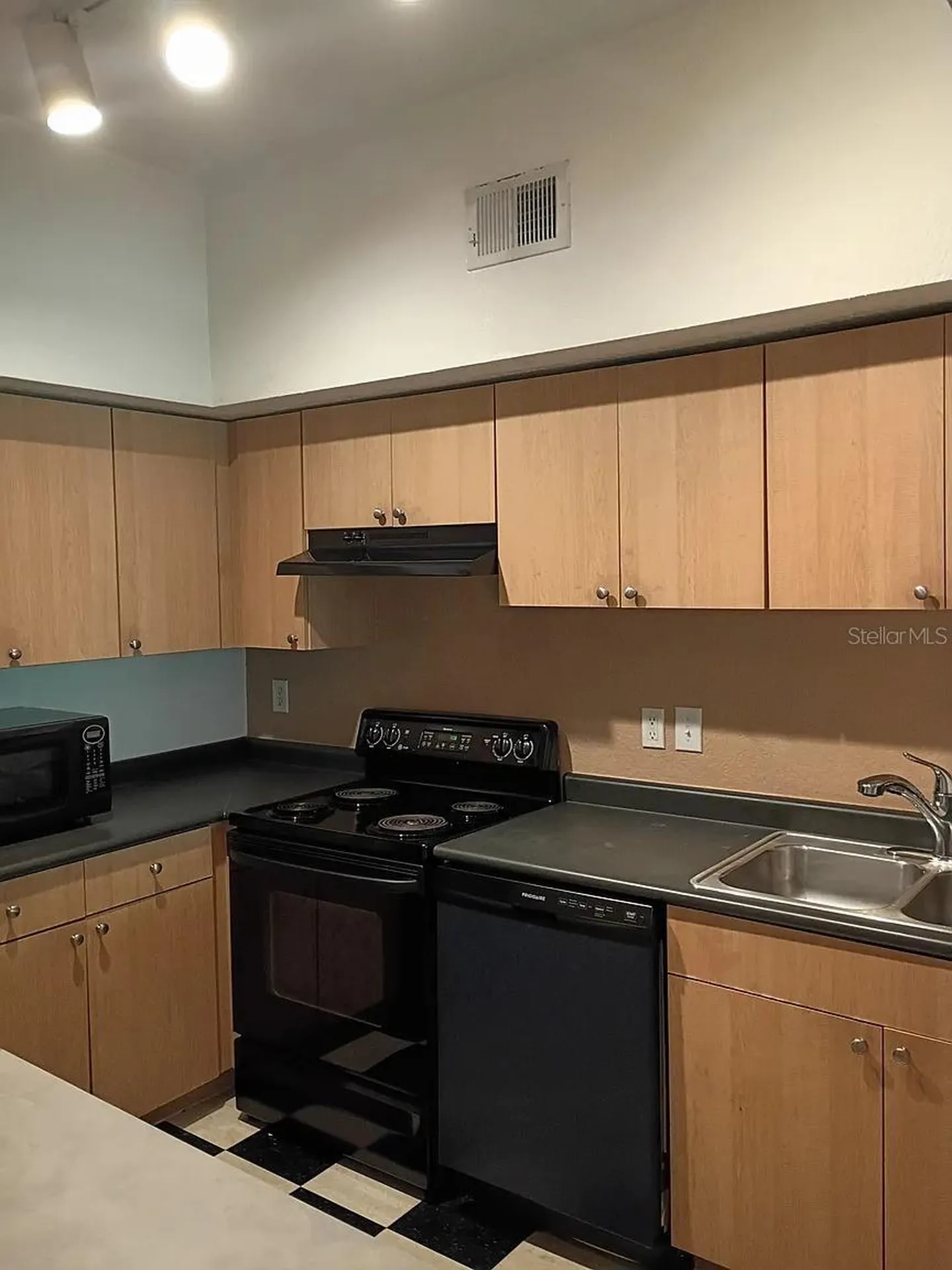 520 Armenia Avenue S Tampa FL 33609