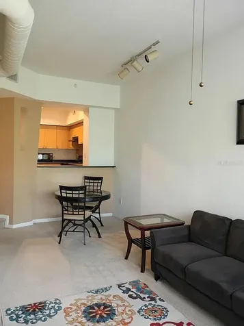 520 Armenia Avenue S Tampa FL 33609