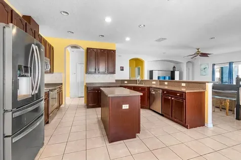 444 York Dale Drive Ruskin FL 33570