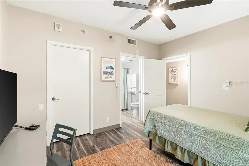 4540 Bee Ridge Road Sarasota FL 34233