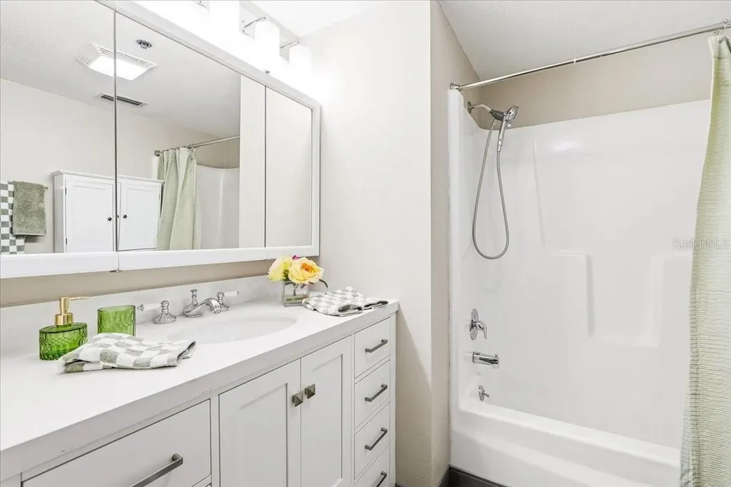 4540 Bee Ridge Road Sarasota FL 34233
