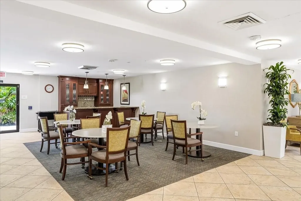 4540 Bee Ridge Road Sarasota FL 34233