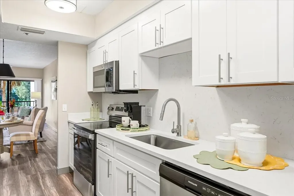 4540 Bee Ridge Road Sarasota FL 34233