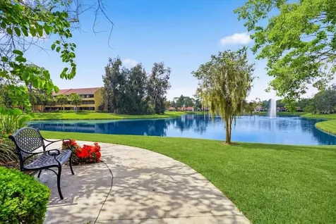 4540 Bee Ridge Road Sarasota FL 34233