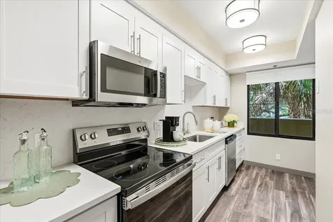4540 Bee Ridge Road Sarasota FL 34233