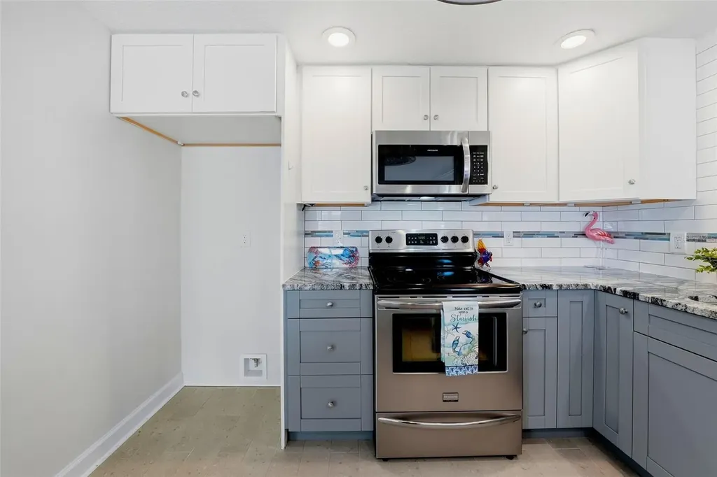13815 Plumosa Avenue Hudson FL 34667