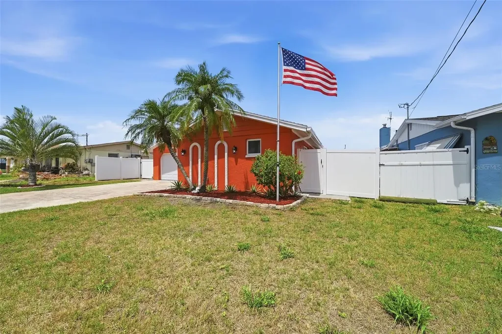 13815 Plumosa Avenue Hudson FL 34667