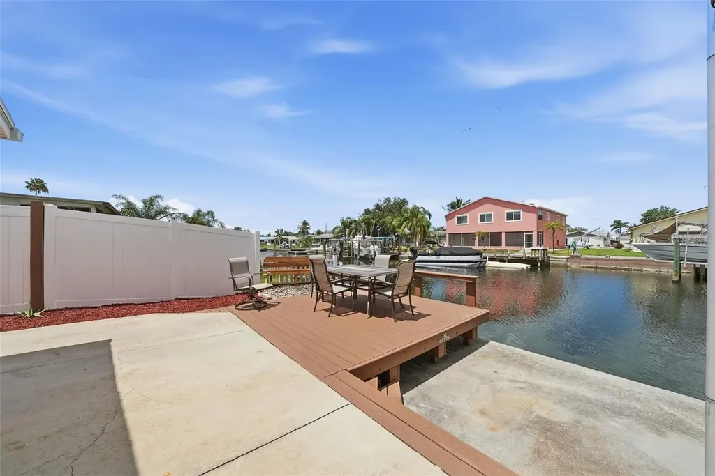 13815 Plumosa Avenue Hudson FL 34667