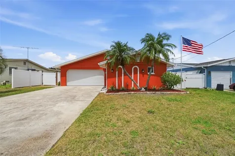 13815 Plumosa Avenue Hudson FL 34667