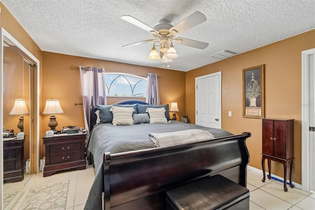 10735 SE Drummond Road Tampa FL 33615