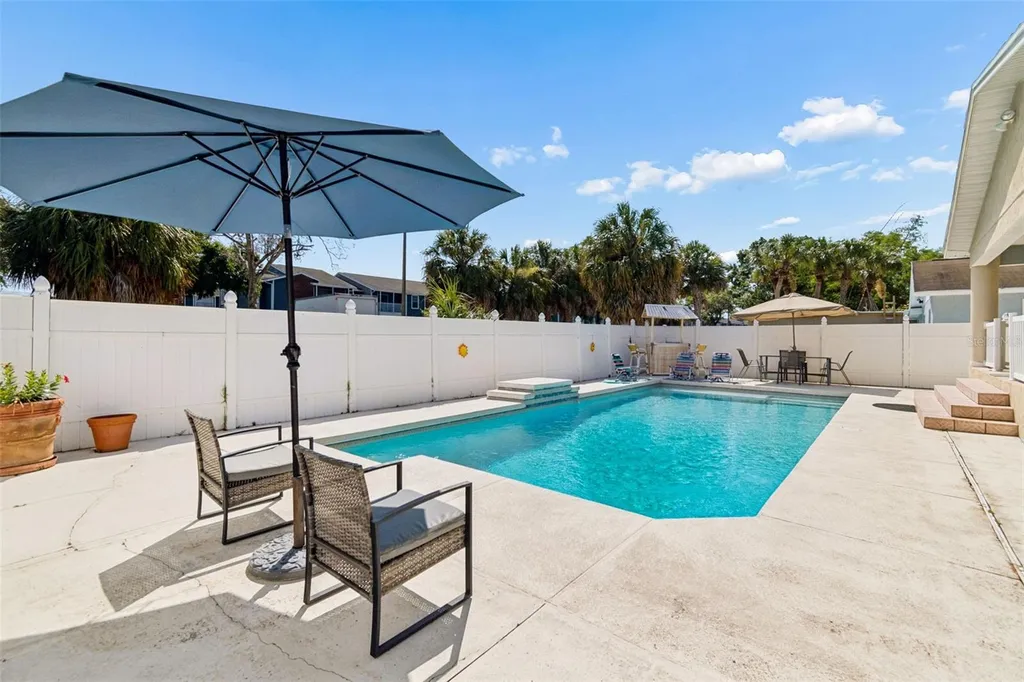 10735 SE Drummond Road Tampa FL 33615