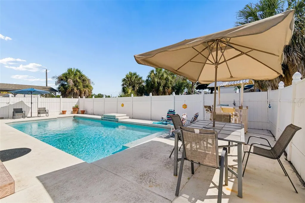 10735 SE Drummond Road Tampa FL 33615
