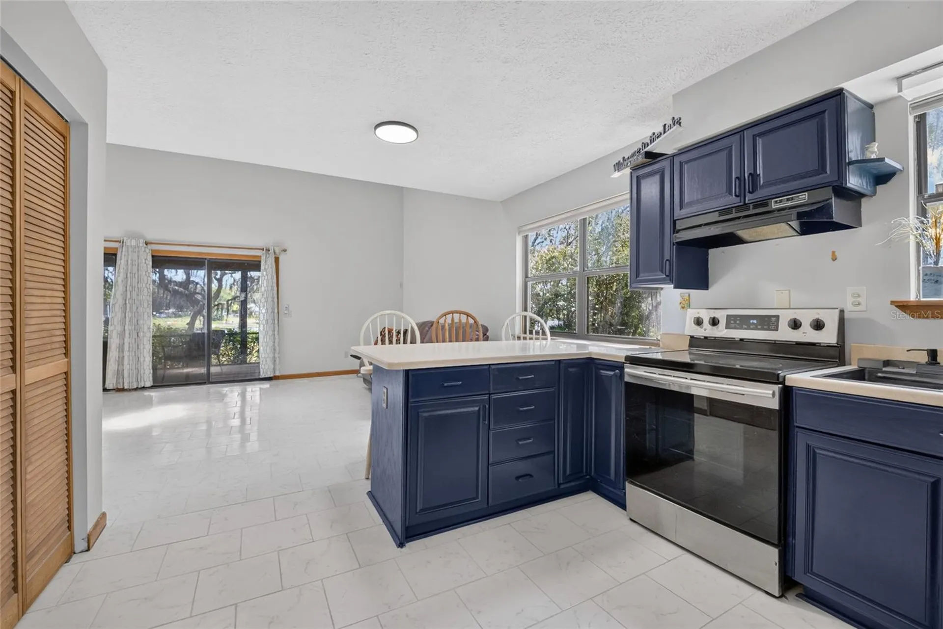 273 Neal Road Hawthorne FL 32640