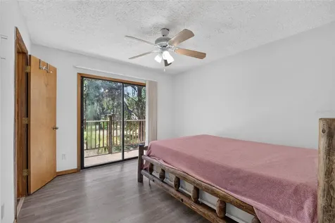 273 Neal Road Hawthorne FL 32640