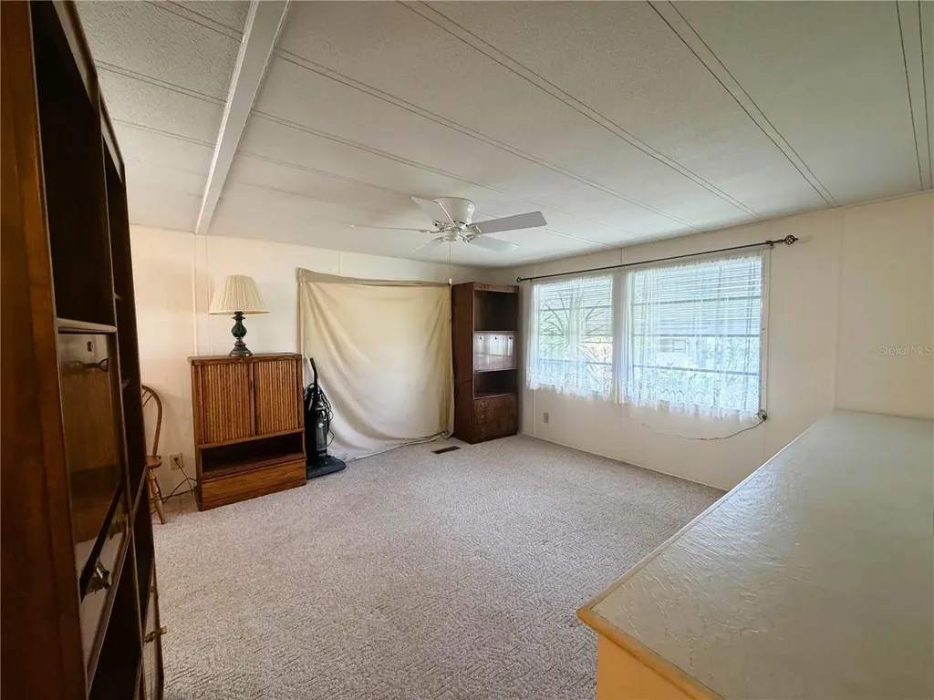 209 Jacaranda Drive Leesburg FL 34748