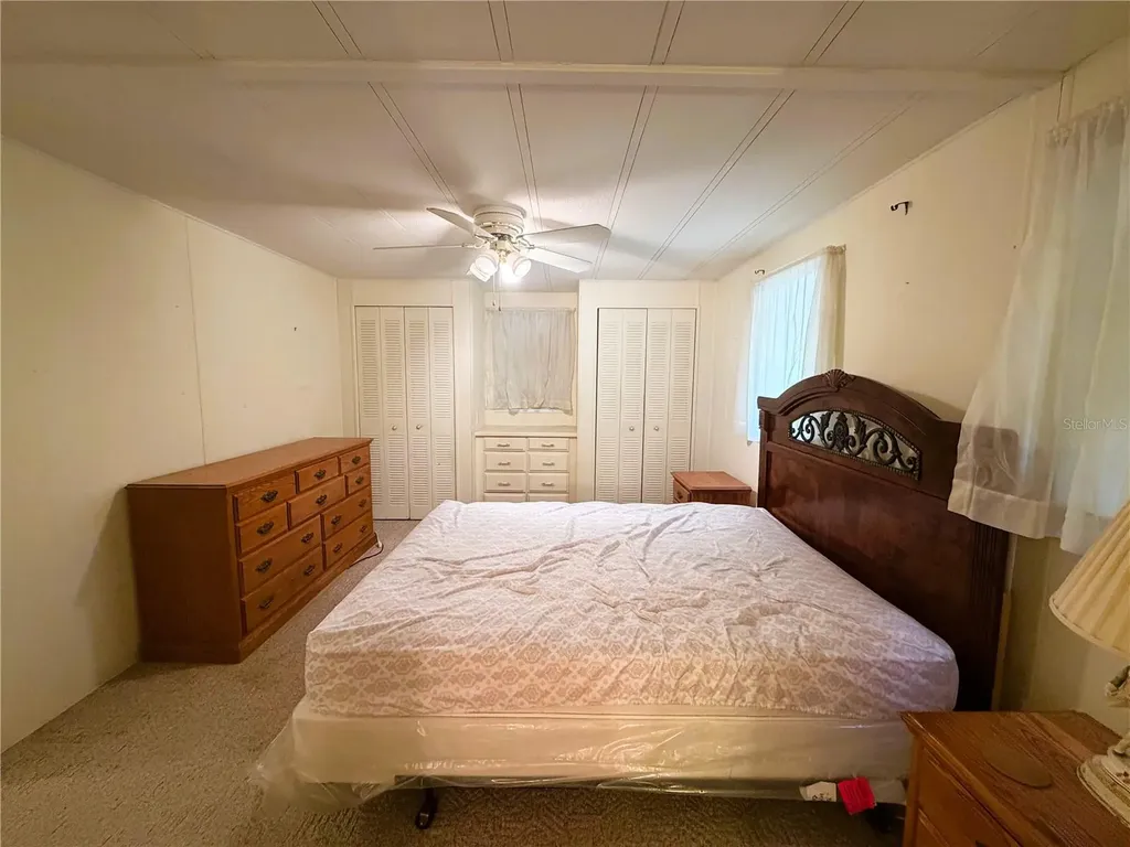 209 Jacaranda Drive Leesburg FL 34748