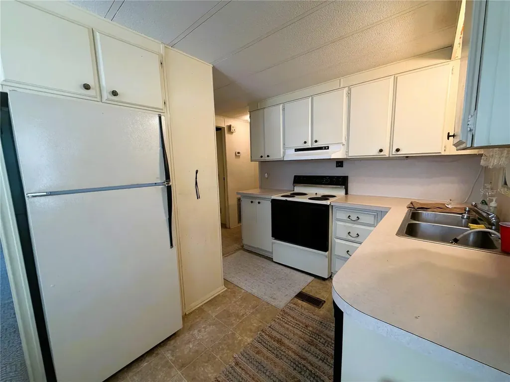 209 Jacaranda Drive Leesburg FL 34748
