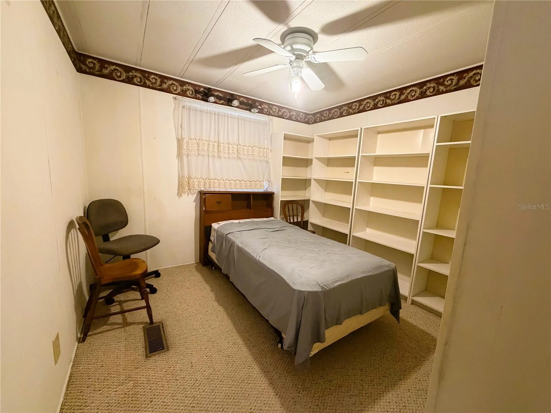 209 Jacaranda Drive Leesburg FL 34748
