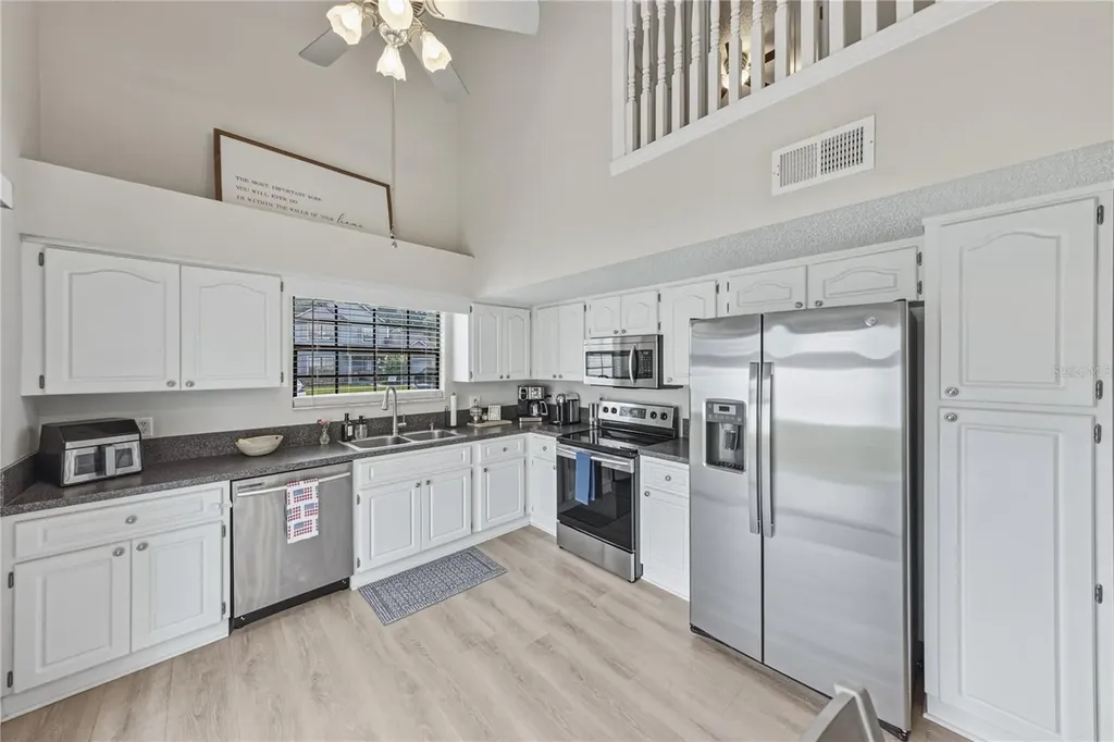 3949 King Drive Brandon FL 33511