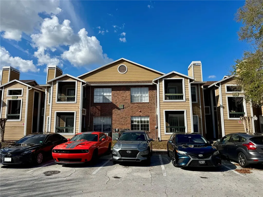 5533 Chrishire Way Orlando FL 32822