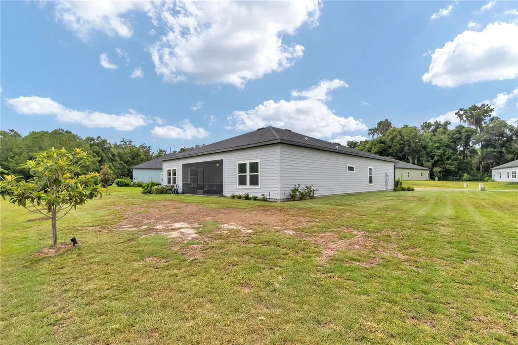 19720 SW 79th Place Dunnellon FL 34432