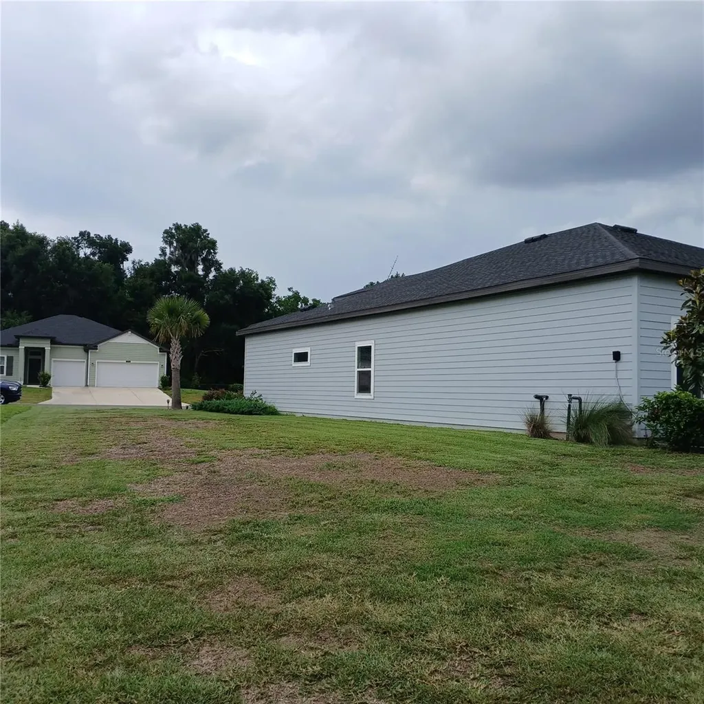 19720 SW 79th Place Dunnellon FL 34432