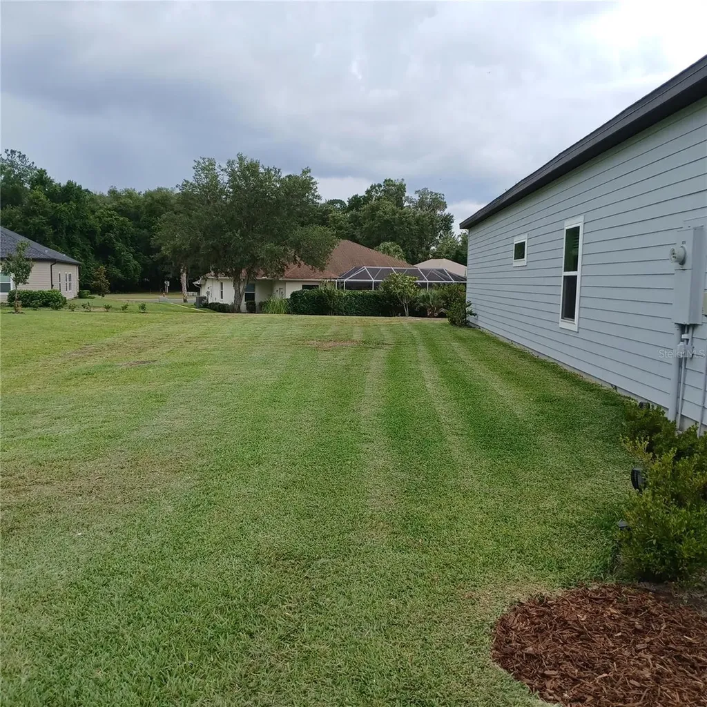 19720 SW 79th Place Dunnellon FL 34432