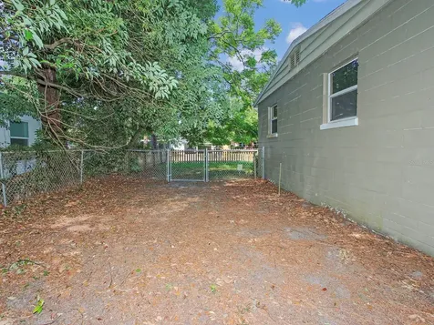 2541 S Palmetto Avenue Sanford FL 32773