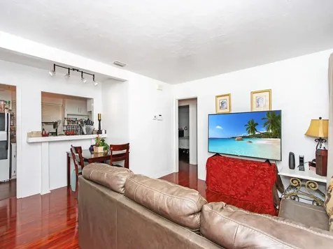 2541 S Palmetto Avenue Sanford FL 32773
