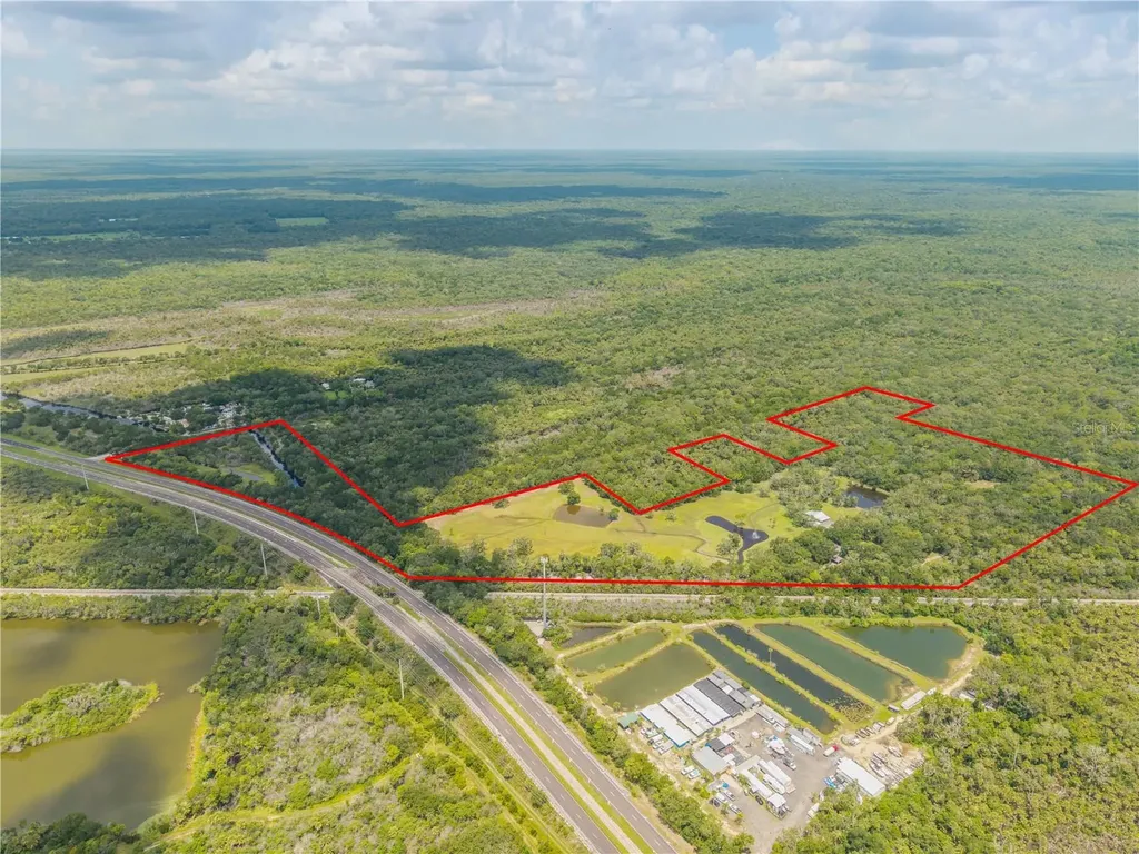 800 Hidden Oaks Lane Oak Hill FL 32759