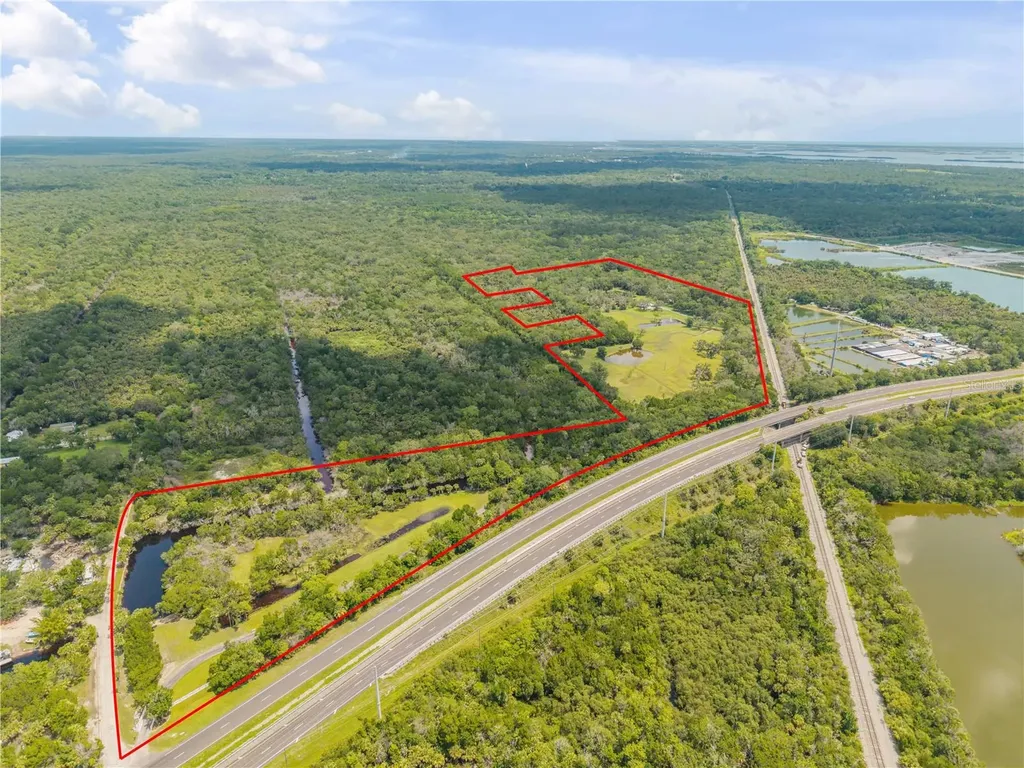 800 Hidden Oaks Lane Oak Hill FL 32759