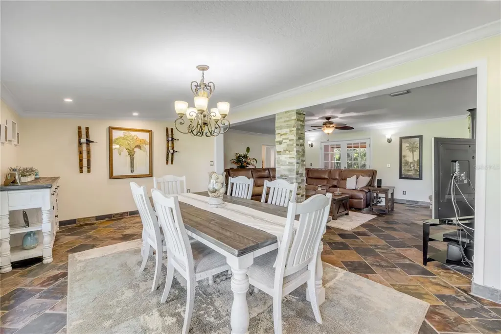 800 Hidden Oaks Lane Oak Hill FL 32759