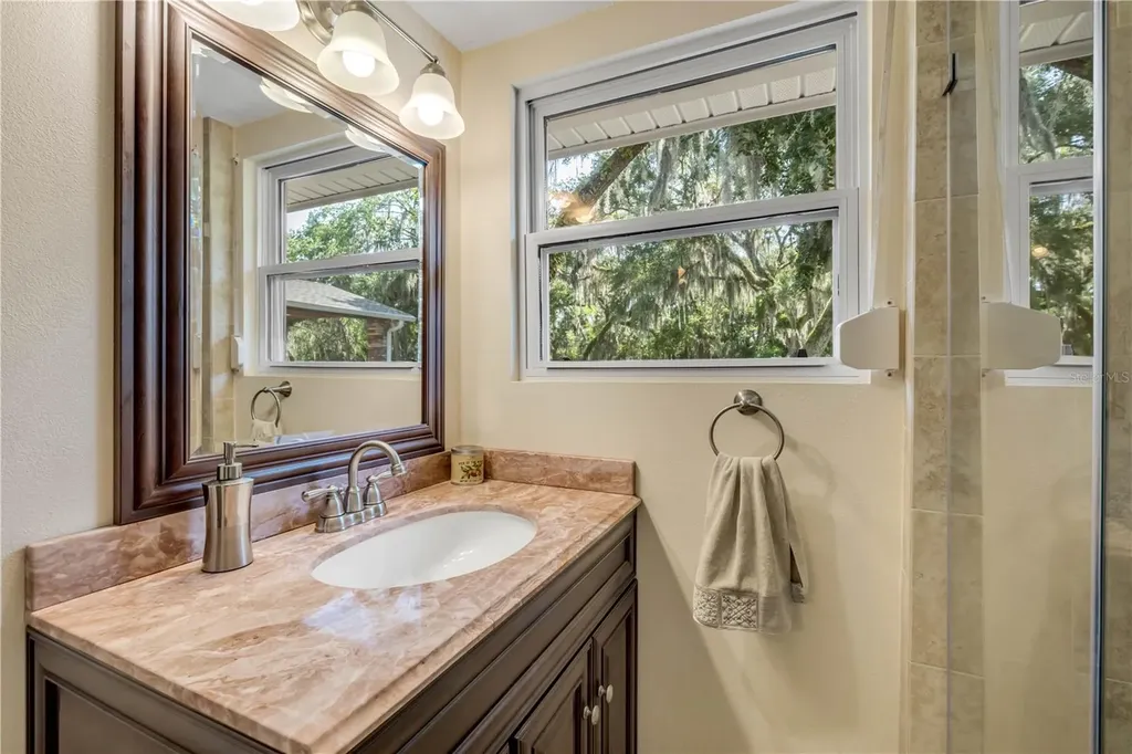800 Hidden Oaks Lane Oak Hill FL 32759