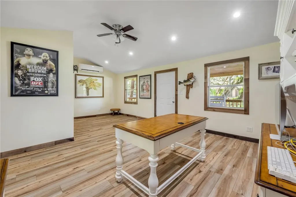 800 Hidden Oaks Lane Oak Hill FL 32759