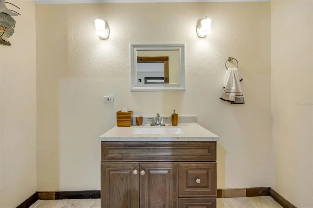 800 Hidden Oaks Lane Oak Hill FL 32759
