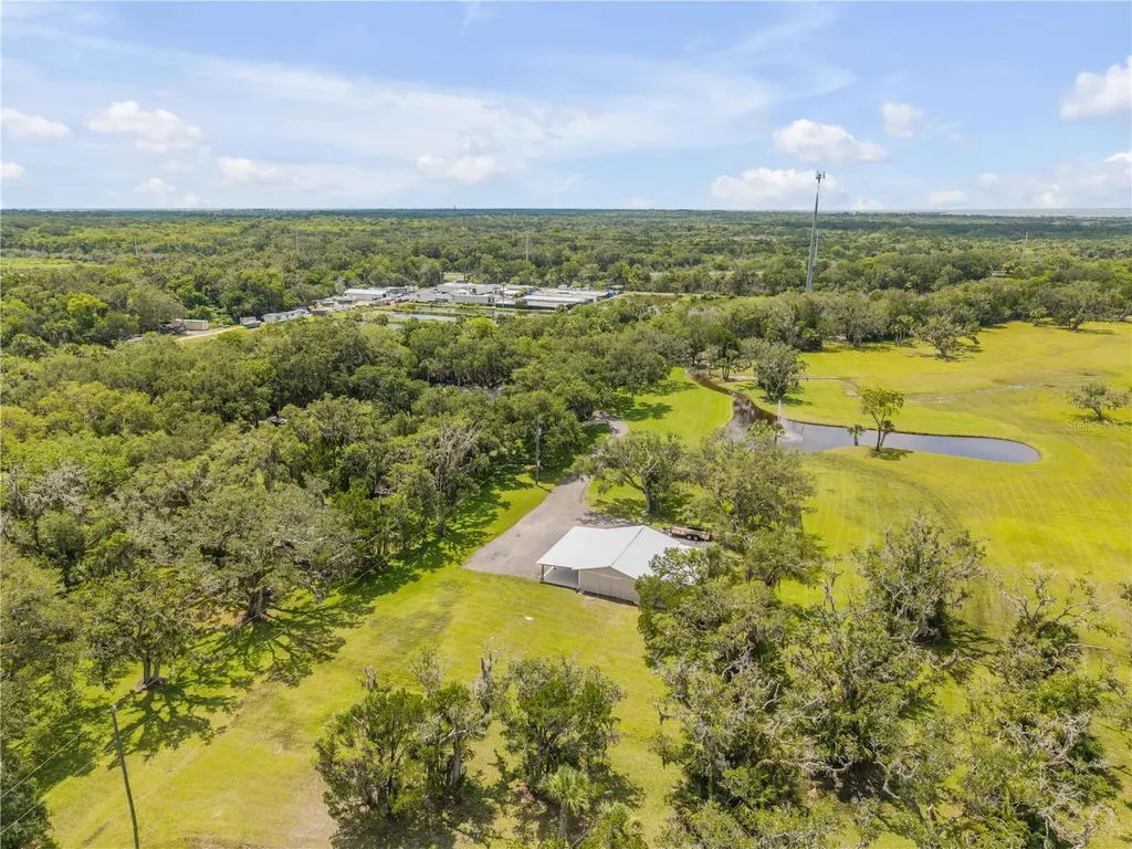 800 Hidden Oaks Lane Oak Hill FL 32759