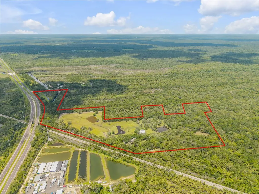 800 Hidden Oaks Lane Oak Hill FL 32759