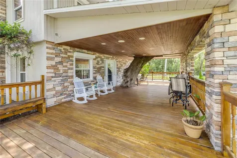800 Hidden Oaks Lane Oak Hill FL 32759