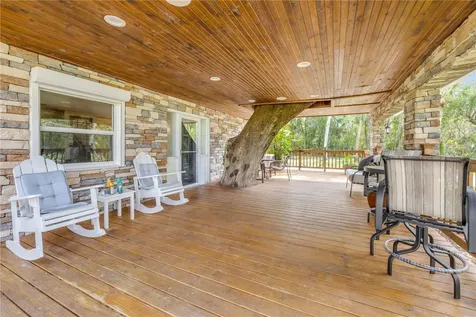 800 Hidden Oaks Lane Oak Hill FL 32759