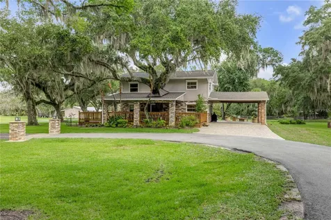 800 Hidden Oaks Lane Oak Hill FL 32759
