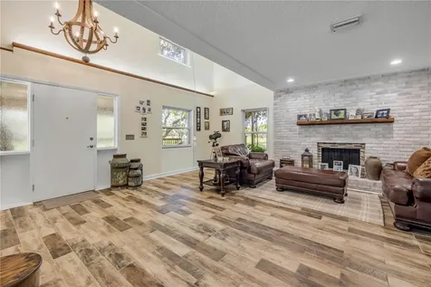 800 Hidden Oaks Lane Oak Hill FL 32759