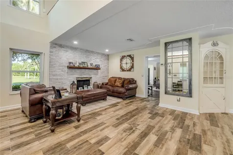 800 Hidden Oaks Lane Oak Hill FL 32759